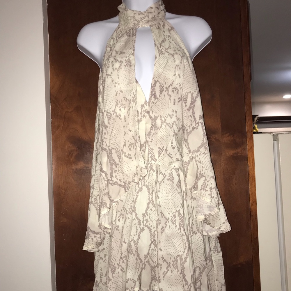 chic dress